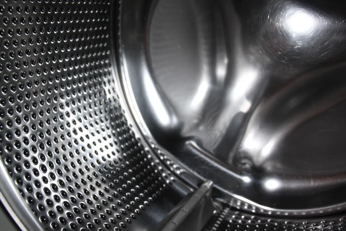A máquina de lavar que economiza água e ainda tira manchas mais rápido que sabão