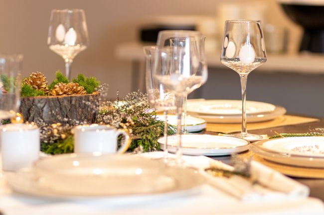 5 ideias de decoração de mesa para o jantar com amigos