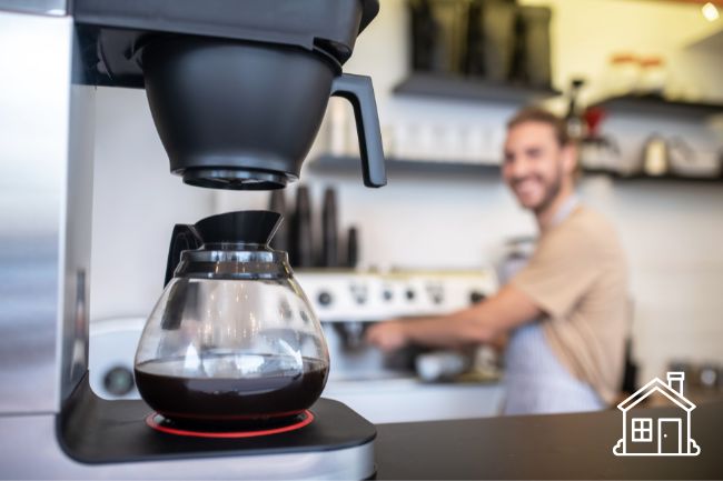 Como Escolher a Cafeteira Ideal para o Estilo da Sua Cozinha