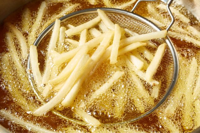 5 dicas para substituir a fritura tradicional por opções mais saudáveis