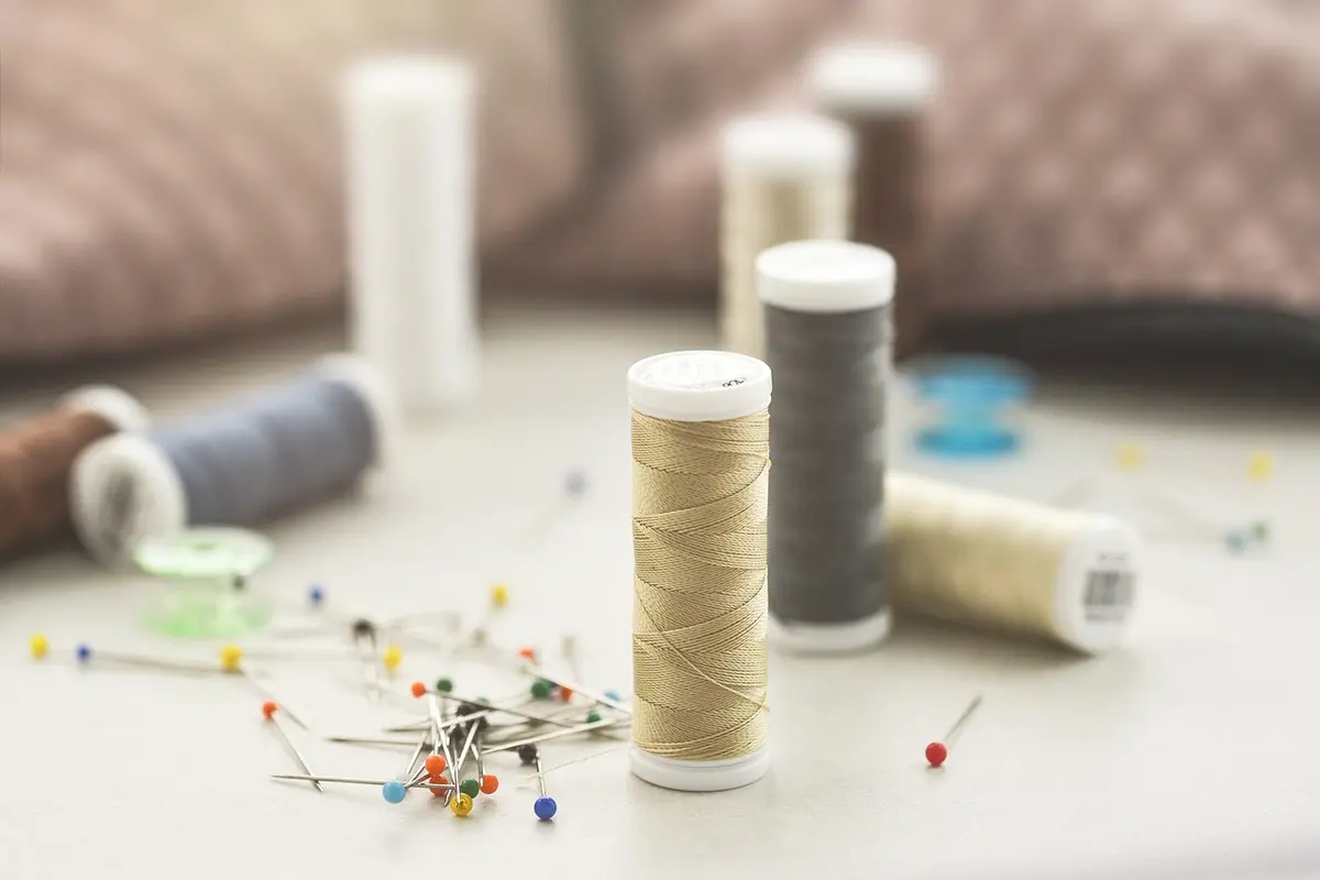Como escolher o tecido certo pode salvar seu projeto de costura