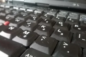 Uma simples configuração no seu notebook pode dobrar a duração da bateria